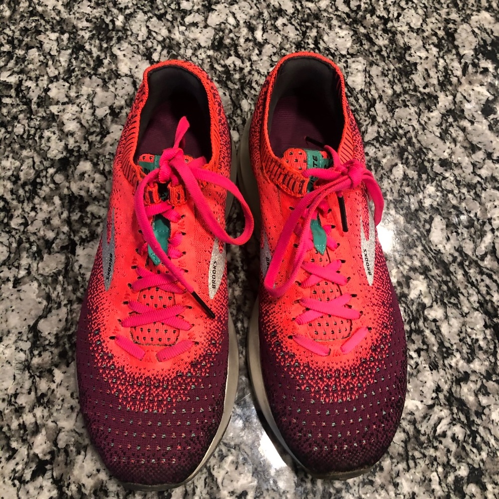 Brooks Running Shoes 7.5